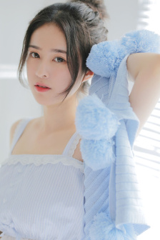 明星专题：何丽珍